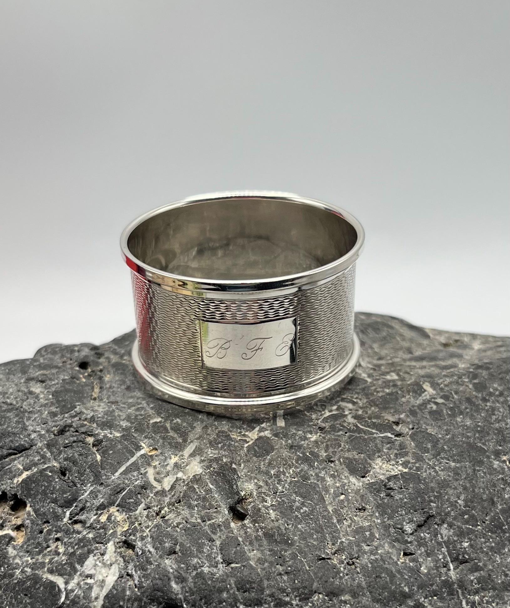 ヴィンテージ スターリングシルバー ナプキンリング：エンジン旋盤加工