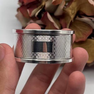 Antique George V - 1922 Sterling Silver Napkin Ring | Engine Turned Pattern | Birmingham Hallmark *Ref 34