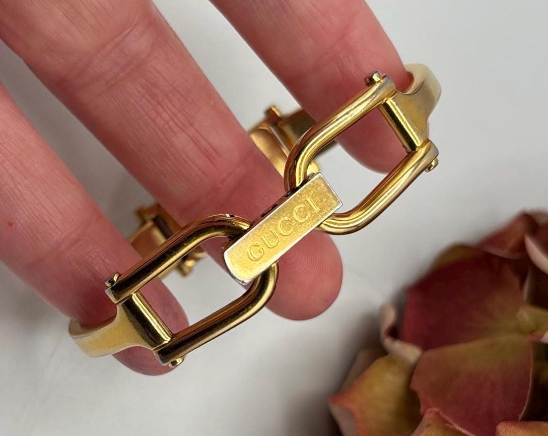 Stunning Women's Vintage GUCCI 1500L Bangle Watch – Original