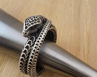 Original & Collectable Gucci Icon Ring, Sterling Silver Snake Ring