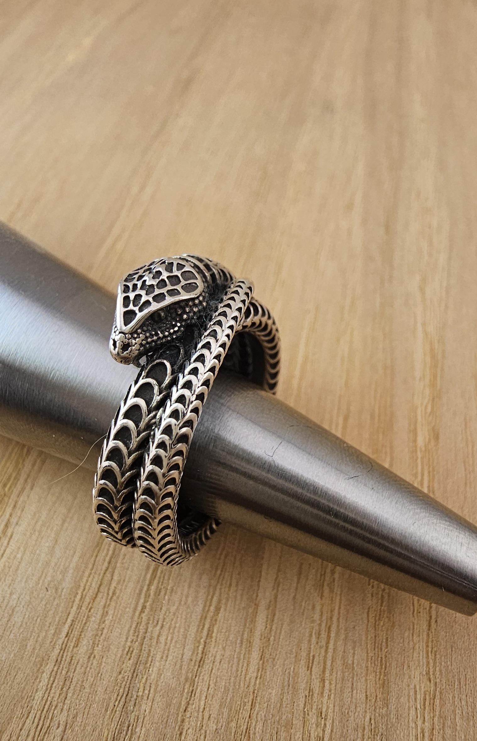 Original & Collectable Gucci Icon Ring, Sterling Silver Snake Ring