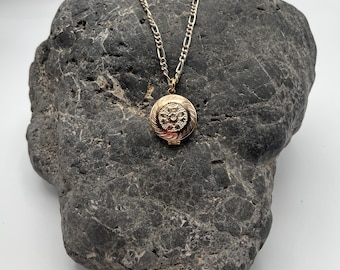 Antique Victorian Pinchbeck Locket Pendant with Ornate Design - Antique Locket and Chain - Circa 1800 - 1900