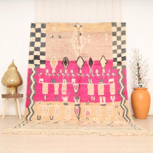 Vintage Boujaad rug, Authentic Moroccan rug, Berber Morrocan rug 6x9 ft