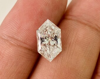 Reference images and videos 3.09 dutch marquise lab grown diamond with E color VS2 with IGI Certificate