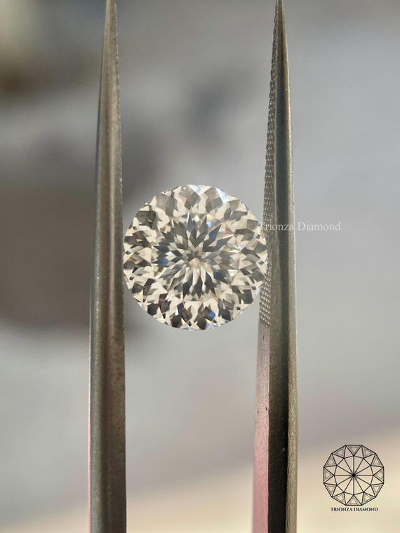 2CT Stargazer Round Cut Lab Grown Diamond F VS1 Clarity, Brilliant Loose Diamond, IGI Certified, Engagement, Wedding, Custom Jewelry Design
