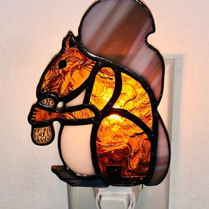 Squirrel stain glass night light with switch control and bulb
