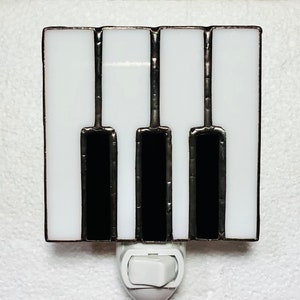 Piano keyboard stain glass night light with switch control and bulb
