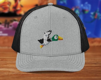 Duck Hunt 8-bit retro Richardson 112Trucker Cap