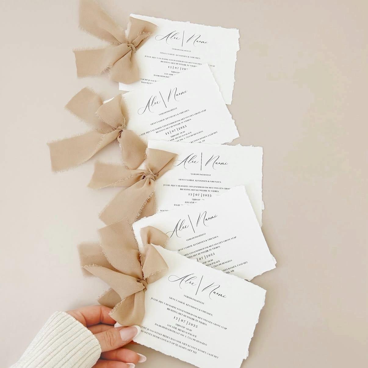 Cartes d’invitation au henné personnalisables et élégantes