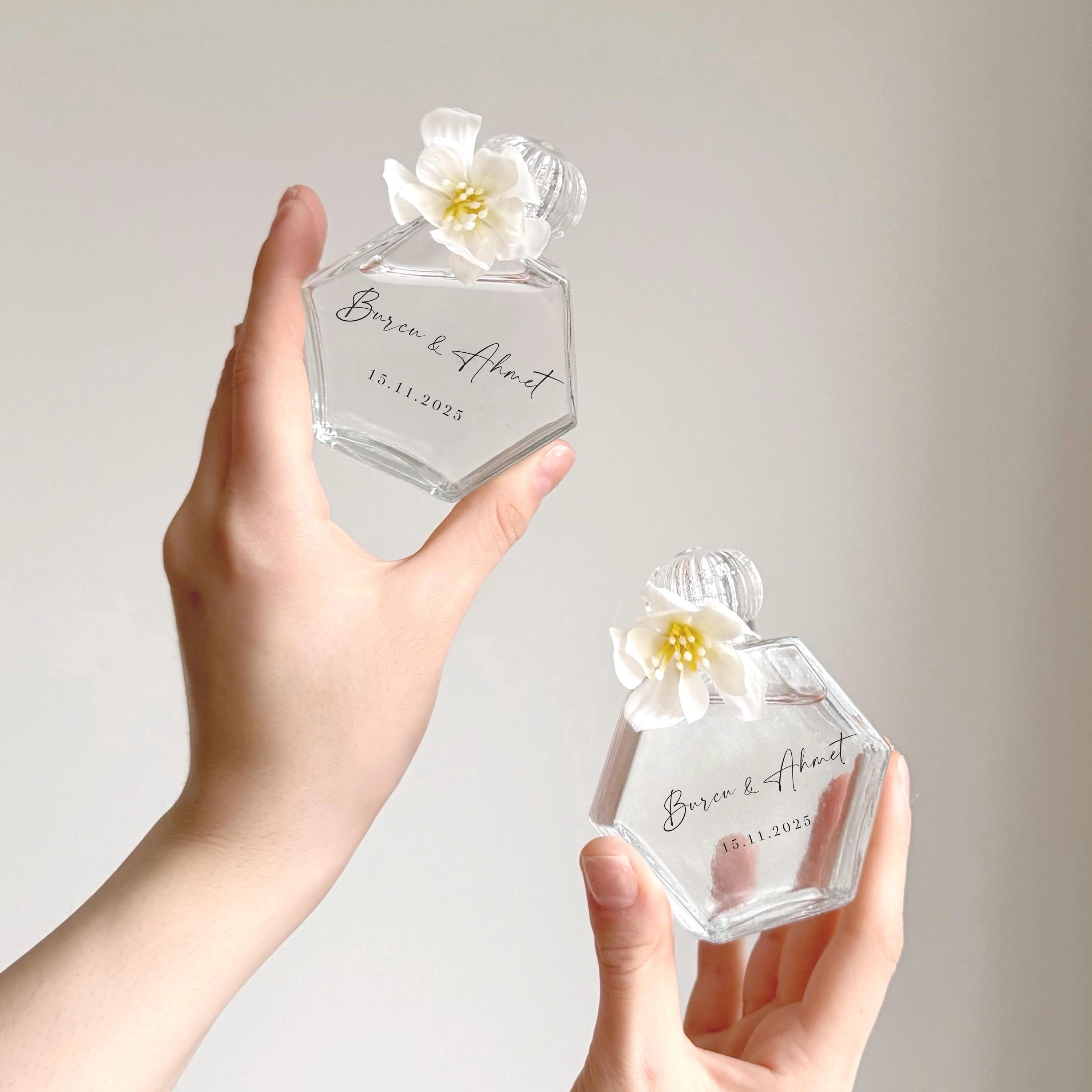 Flacons d’eau de Cologne personnalisés pour invités de mariage