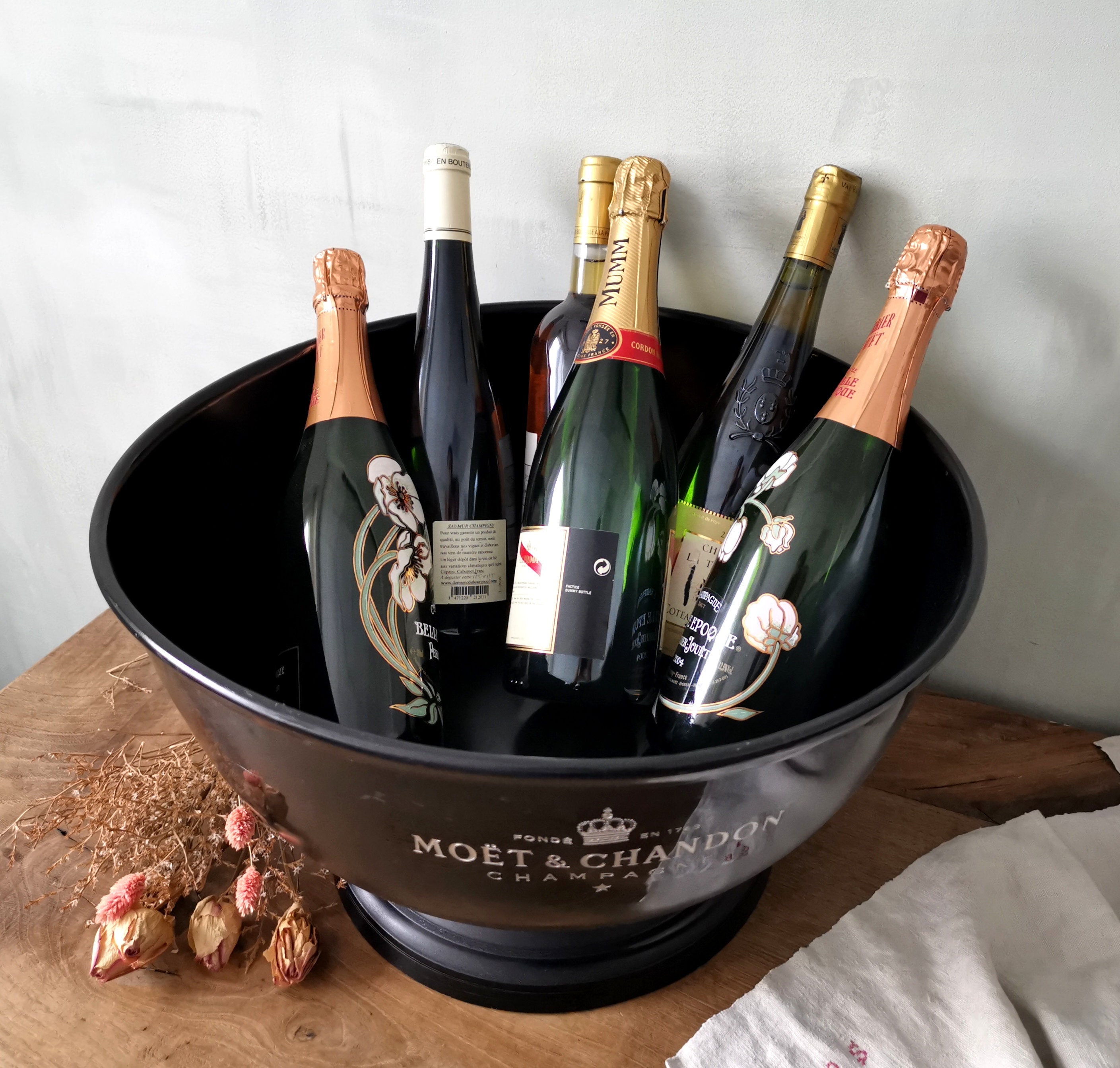 Moët & Chandon シャンパン Moët & Chandon Grand Vintage 2008 | ReserveBar