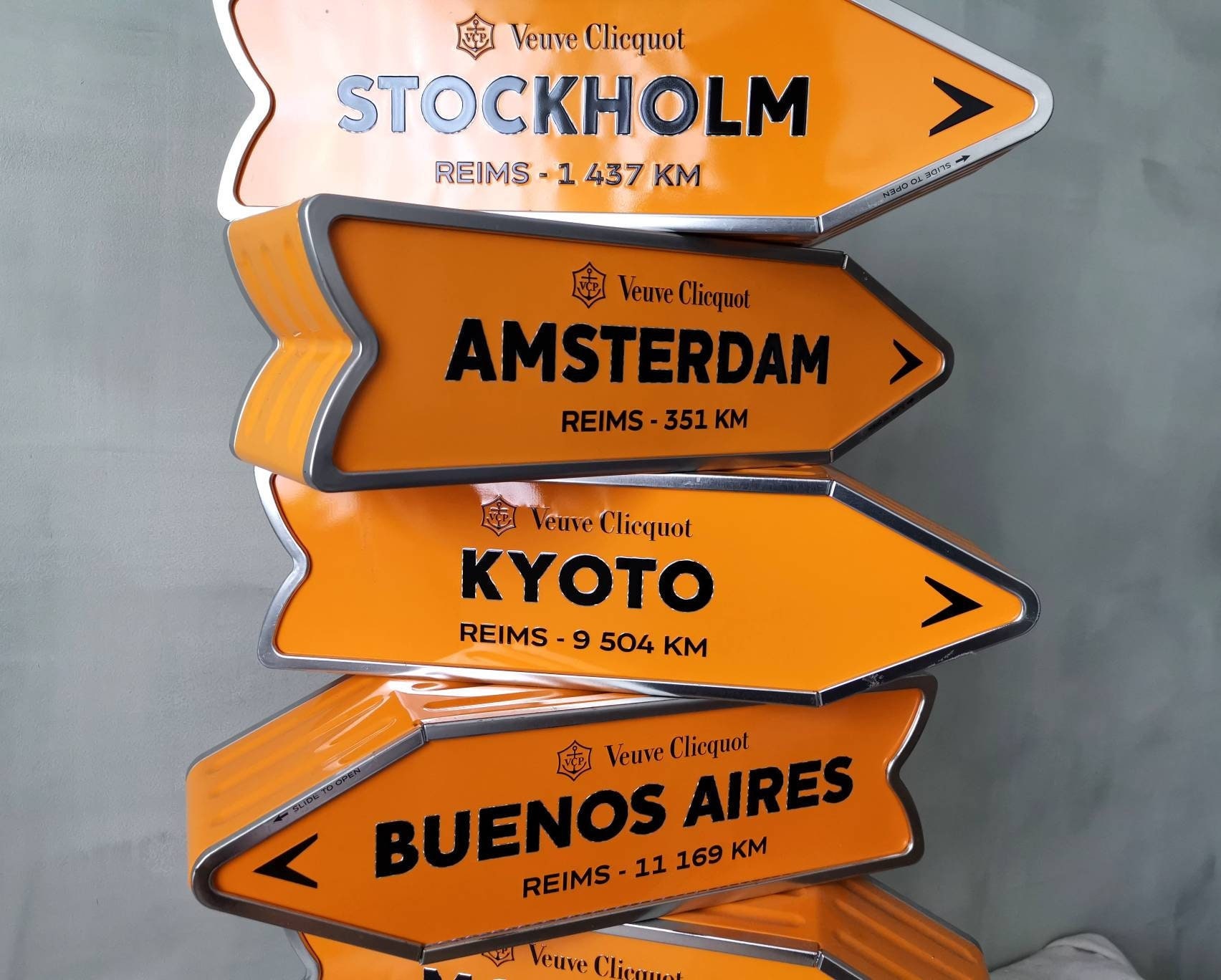 Veuve Clicquot Orange Metal Arrow Champagne Bottle Box - Etsy