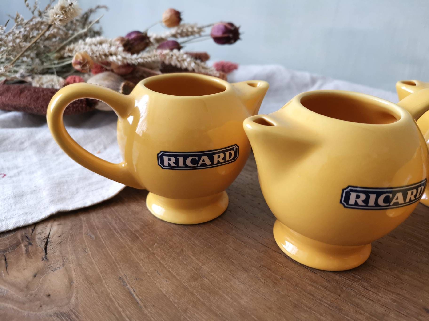 Lesser & Pavey Lynsey Johnstone Cosmos Carafe Pour Tous Les Types De Cuisine | Carafe En Céramique Pour Une Utilisation Multiple Dans La Cuisine | Belle Carafe Pour Lait Ou Crème