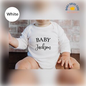 Benutzerdefinierte Name Baby Bodysuit, personalisierte Baby Ankündigung Geschenk Onesie®, Schwangerschaftsankündigung Baby Geschenk Onesie®, benutzerdefinierter Name Onesie®