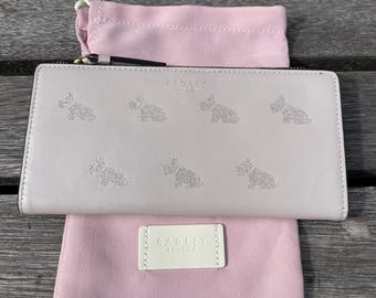 Monedero fino de piel Radley: Gilter Dogs, gris paloma
