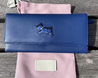 Monedero fino de piel azul con purpurina de Radley - Scottish Terrier