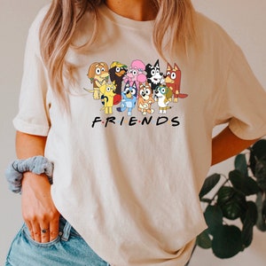 Bluey Tshırt,Bluey characters,Bluey Friends,Friends,Bluey Friends Crewneck,Blue Dog and Friends Shırt,Cartoon Blue Dog Tshırt,gıft for her