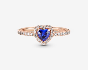 Anello a cuore rialzato blu scintillante