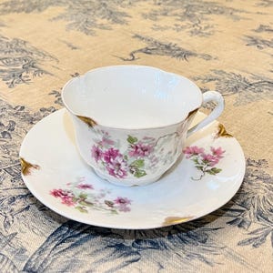 Limoges France, coffee/tea cup and saucer, floral pattern gold rim, teacup and saucer, vintage French antique porcelain, 120ml
