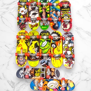 Skateboard, mini-gelegeerd vingerskateboard, perfect cadeau voor skateboard- en deskgamingfans, ventilatiefunctie vingertopskateboardspeelgoed