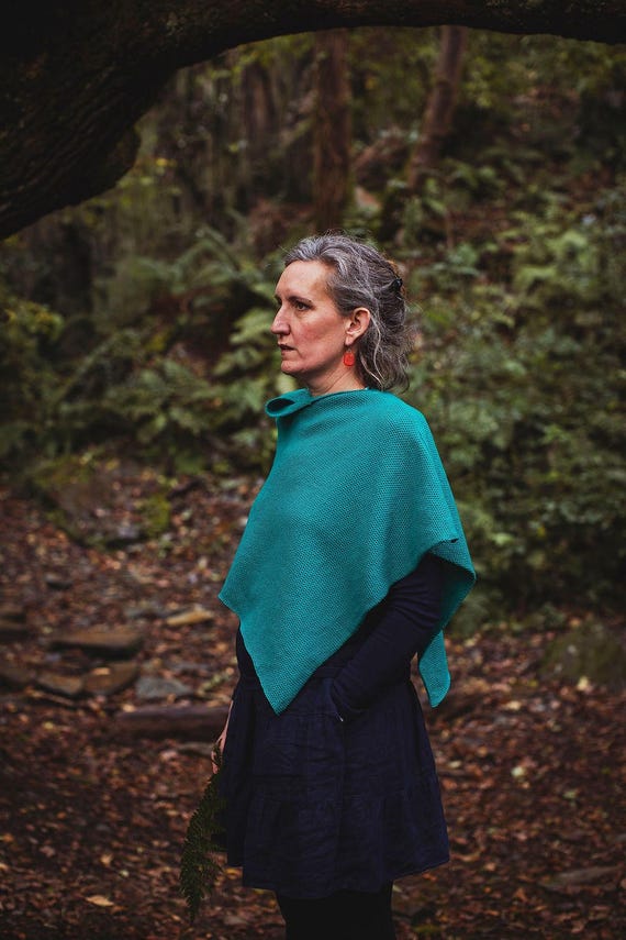 Poncho doux en laine d'agneau mérinos, « Seagreen » France