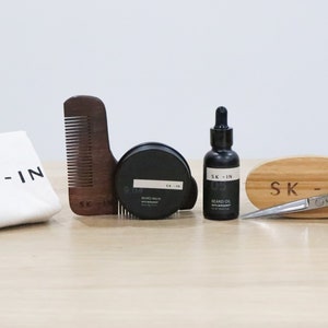 Sk-in&#39;s Luxury Men&#39;s Grooming Beard Kit Gift Set