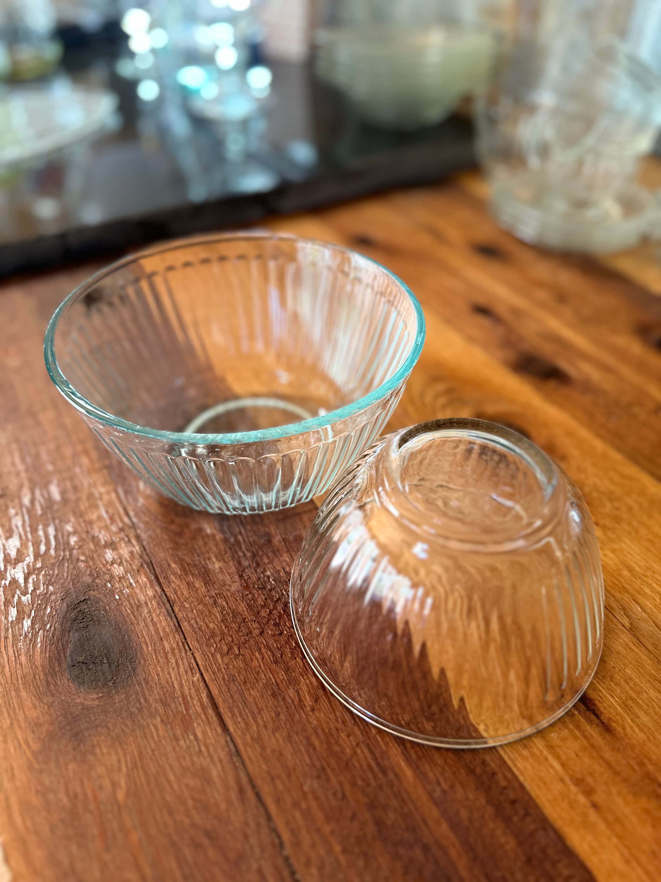 Pyrex Prepware, 2-1/2-Quart Rimmed Mixing Bowl, Clear - 1 each