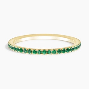 18KT Gold Dainty Emerald Band Dainty Ring Minimalist Rings Gold Rings Stackable Rings Dainty Ring Anniversary Band Gift Anniversary Ring