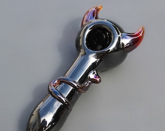 Red Devil Glass Pipe Unique Handmade Girly Black Heady Spoon Pipe Hand Blown Tobacco Pipe for Girls