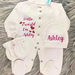 Hello World Personalised Baby Romper Set with Hat Pink White Baby Girl Baby grow Sleepsuit New Baby Baby Announcement Baby Shower