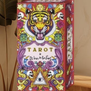 TAROT de El Dios de los Tres - Tarot Deck Magic Gift- Oracle Deck - Español Inglés - Regalo Oculto - Cartas del Tarot - 2.5 x 4 in - 78 cartas