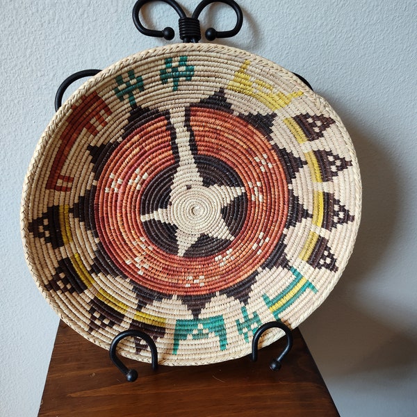 Handmade Southwestern Style Woven Basket Star Design 14.5” x 2.5