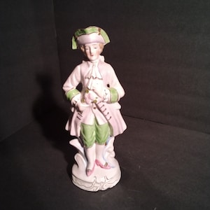 Occupied Japan Colonial Figurine 1940&#39;s