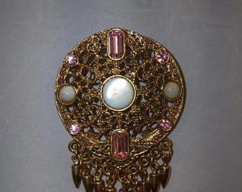 1928 Mfg. Co. Vintage Brooch