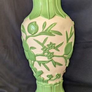 Antique Chinese Peking Vase - Green Overlay With Lemons & Bats - Qing Dynasty