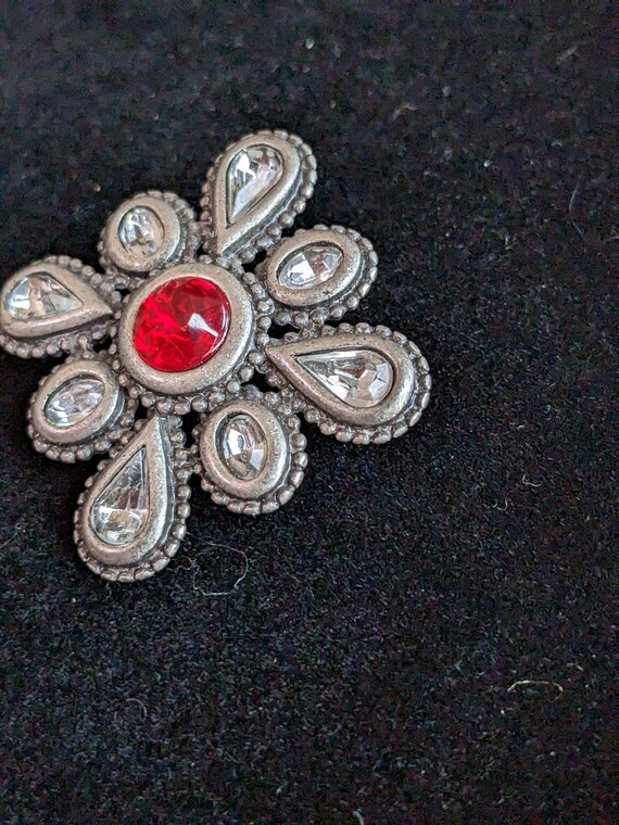 Vintage Dark Silver Tone Cross Brooch with Red & … - image 5