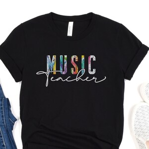 Camisa de profesor de música, camiseta de profesor de música, camisa de enseñanza de música, camisas divertidas de profesor, regalo de profesor de música, camisa única de profesor de música