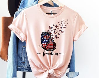 Camiseta de mariposa de la libertad, camiseta de mariposa de EE. UU., camiseta del 4 de julio, regalo para el 4 de julio, camisetas patrióticas de mariposa, camisetas florales de mariposa
