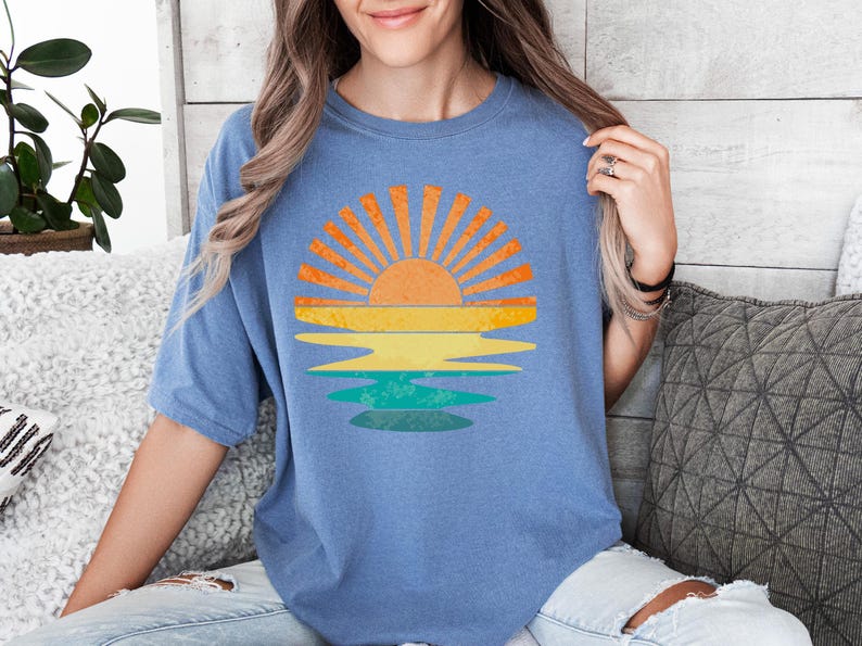 Camiseta retro con ondas de rayos de sol, colores cómodos, retro con sol, vintage con atardecer, playera con ambiente playero, rayos de sol, atardecer imagen 4