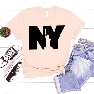 New York Shirt, New Yorker Shirt, New York City, New York Gift, New York T shirt, The New Yorker, College Shirt, New York Girls Trip Tee image 3