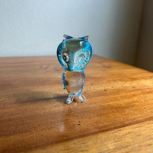 Vintage art glass owl paperweight, blown glass, collectible glass owl, blown glass animal, collectible glass, Murano style glass bird, blue