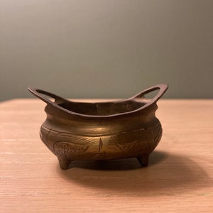 Small Antique Chinese brass incense burner, Asian antique, incense burner, brass decor, home accent