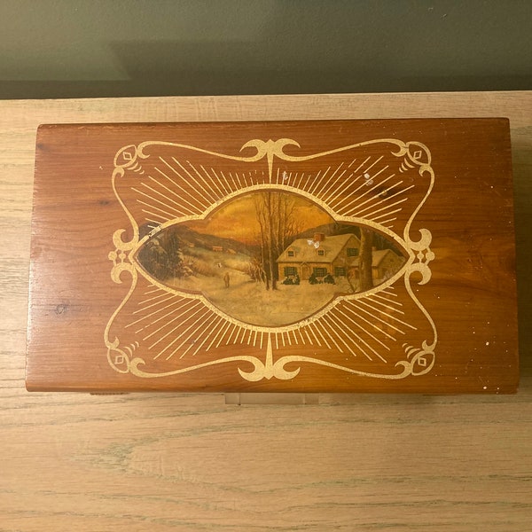 Cedar Mirrored Jewelry Box