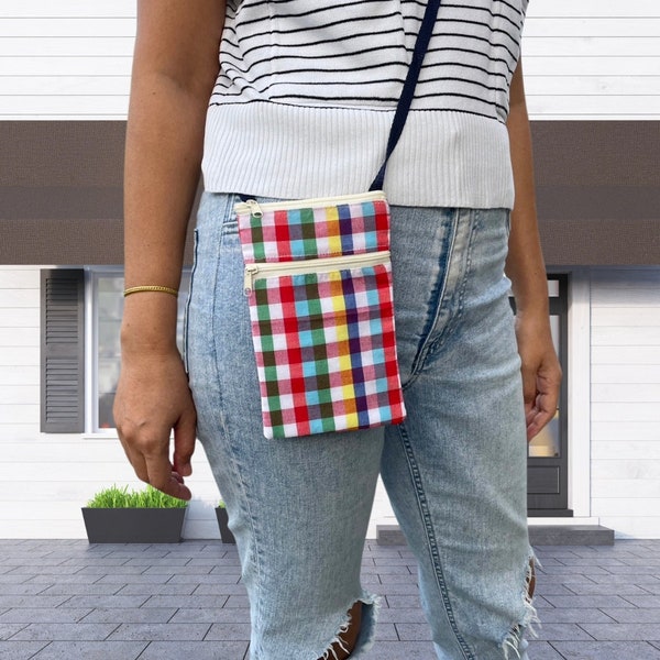 Handmade Plaid Mobile Phone Bag, Cross Body Bag, Zippered Phone Bag, Traditional Crossbody Bag, Small Cross body Cellphone purse.