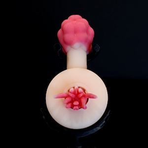 PLUMBUSSY Made to Order Custom Platinum Silicone Plumbus Toy - Etsy.de