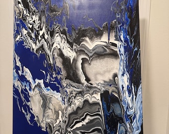 Arte fluido pintado a mano, pintura abstracta azul sobre lienzo (24 x 36)