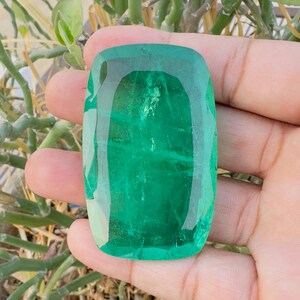 Cushion Cut Emerald Doublet Gemstone: Green Jewelry Making Stone (36X59X16 mm)