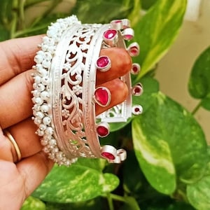 Indian Bangle Wide Stone armband | Zilveren look alike Kada | Bangle | Duits Zilver | SLA Kada | Vrouw Armband | Indiase geoxideerde armband