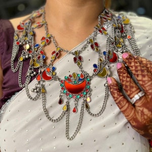 Collier Afghani miroir en verre | Ras de cou tribal Bollywood en argent oxydé | Collier pakistanais | Bijoux pendjabi | Bijoux ethniques de créateur