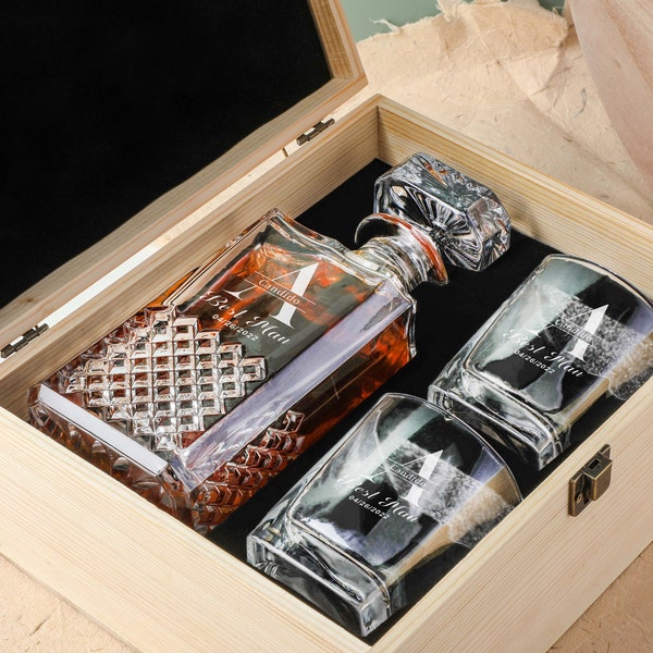 Groomsmen Proposal, Personalized Whiskey Decanter with Wood Box, Whiskey Decanter, Best Man Gift, Great Groomsmen Gift